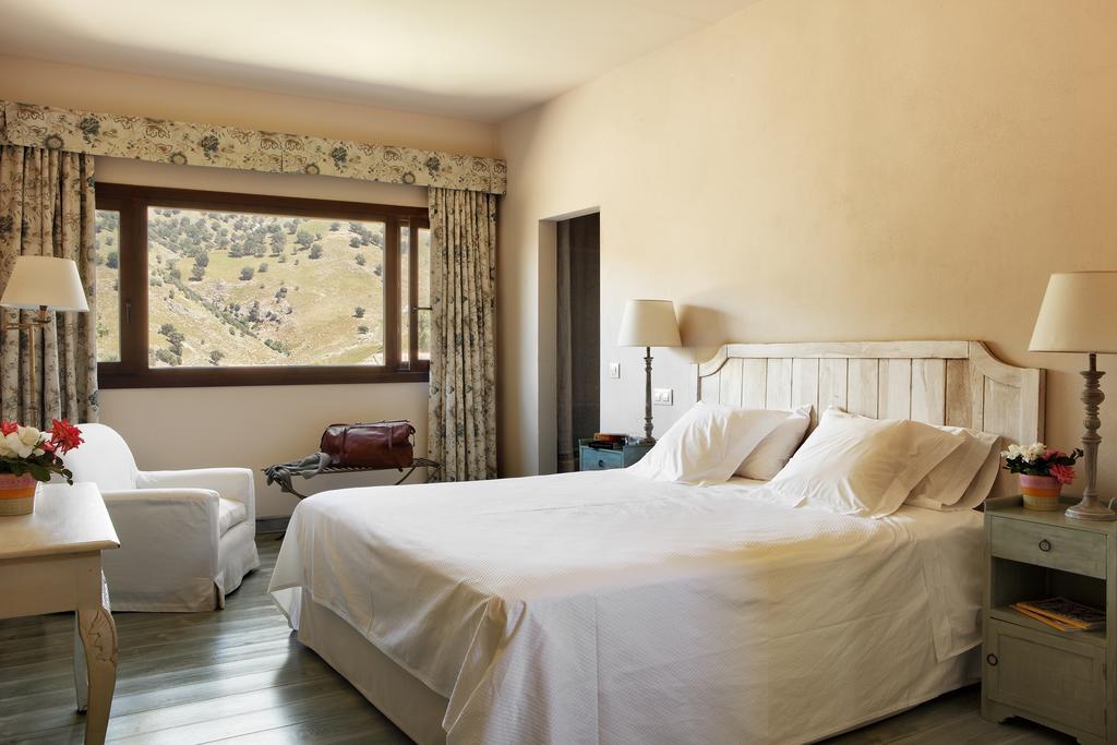 Hotel Nabia Candeleda Esterno foto